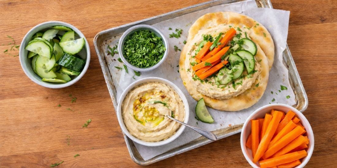 11) Le méditerranéen houmous & crudités croquantes