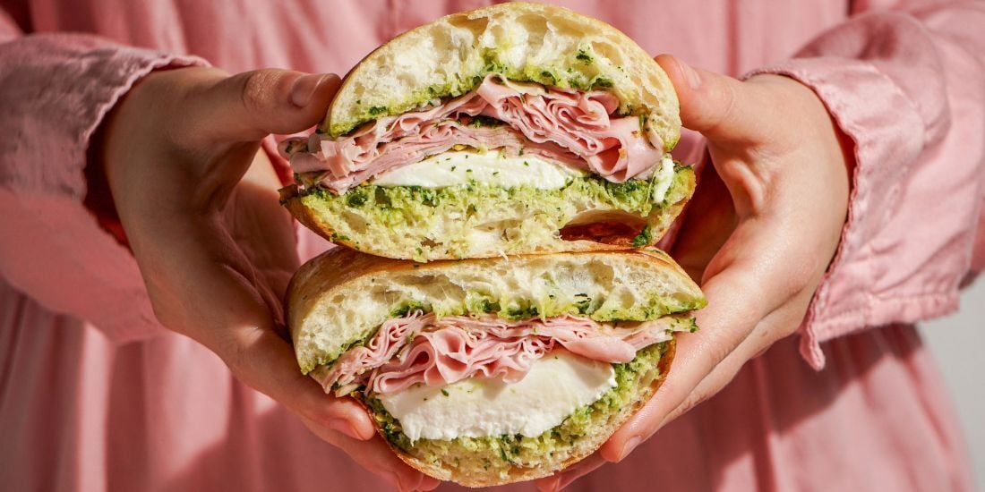 5) La focaccia toastée mortadelle et mozzarella