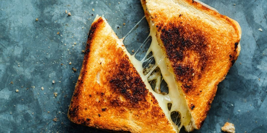 8) Le grilled cheese ultra-fondant