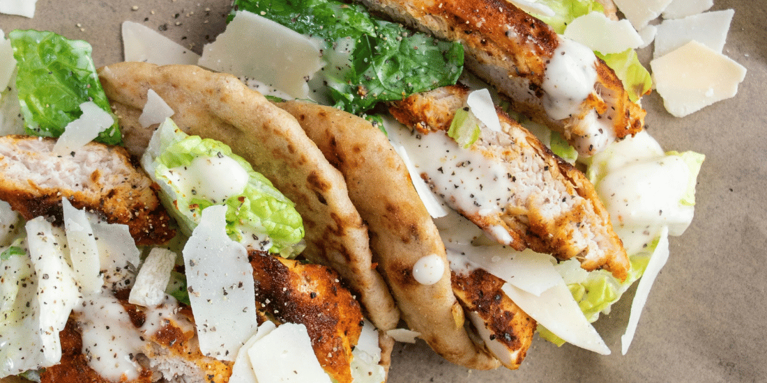 9. Wraps express au poulet et avocat