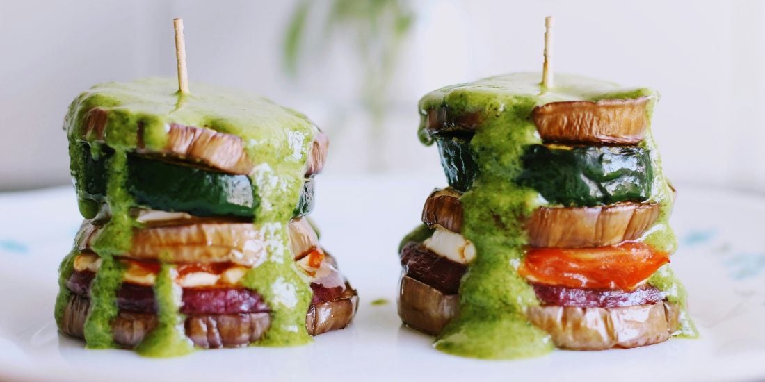 Brochettes de légume et sauce au pesto