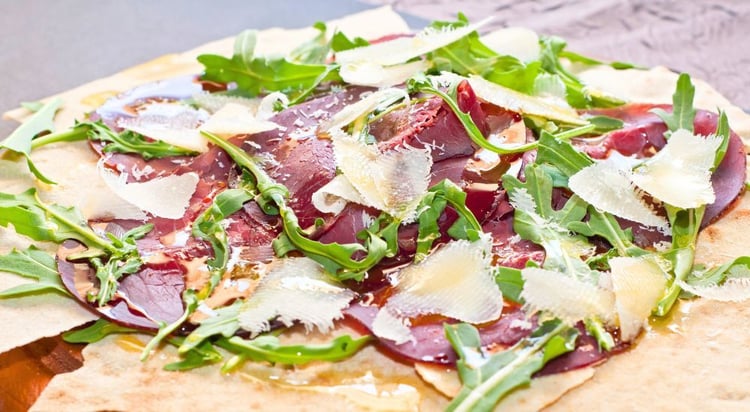 Carpaccio de bresaola, roquette & parmesan