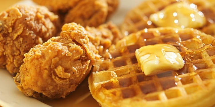 Gaufres et poulet frit