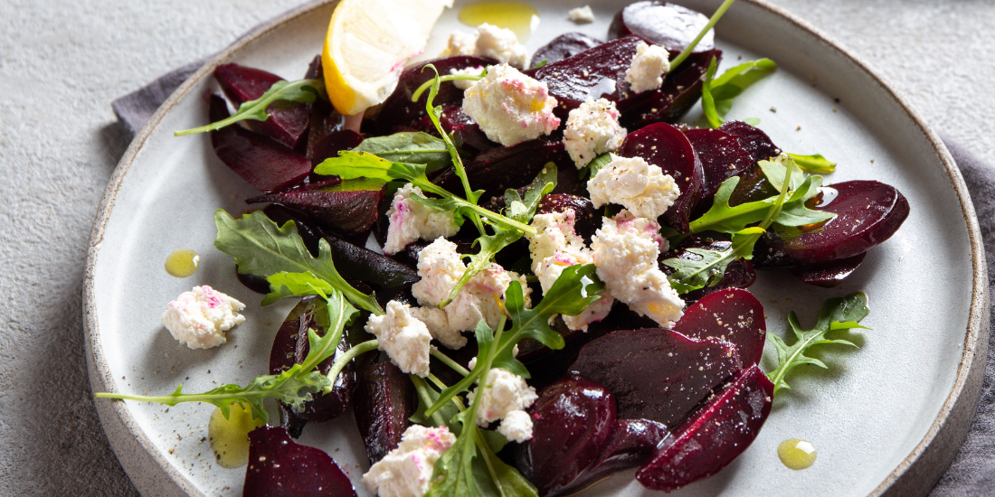 6. Carpaccio de betterave, chèvre frais et noix