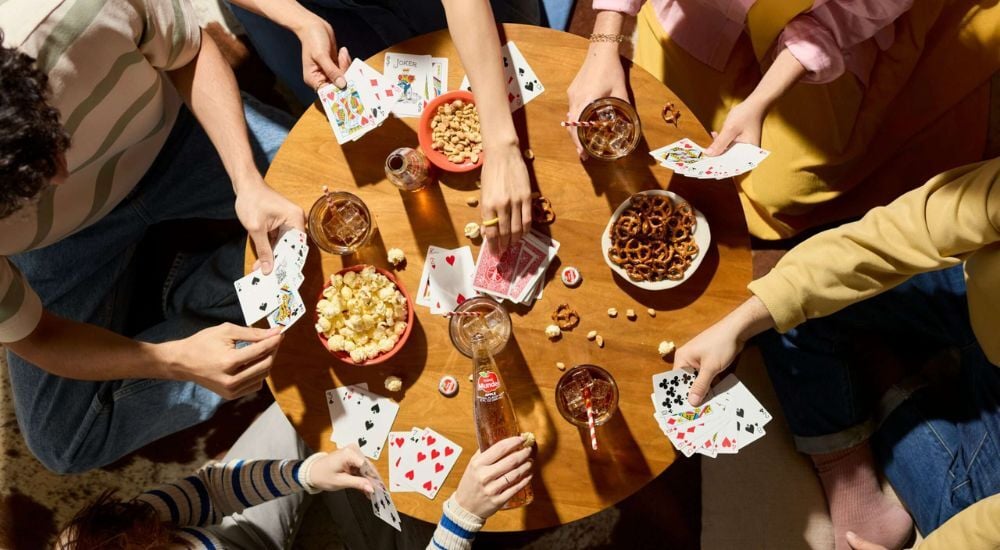 Notre sélection des 15 meilleurs jeux pour une bonne soirée à la maison entre amis