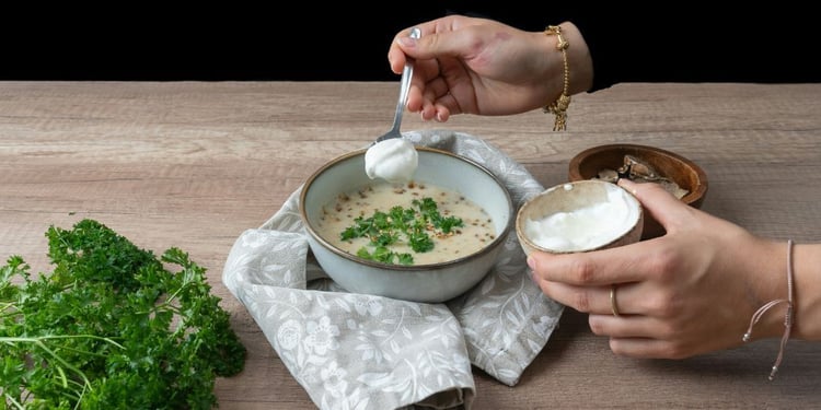 Velouté de champignons au thym